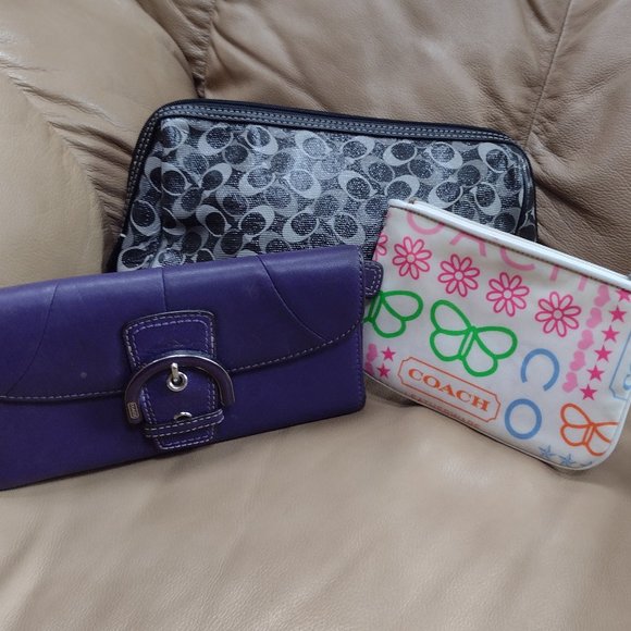 💜💖Cute Coach Bundle! - Picture 11 of 14